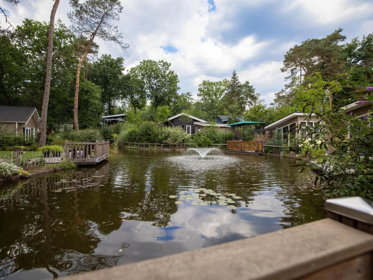 Cozy Chalet With A Jetty Nearby De Veluwe Villa Hoenderloo Exterior foto